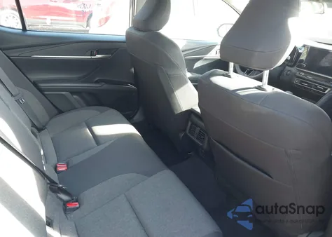 2025 Toyota Camry Le из США, поврежденный, VIN 4T1DAACK6SU039121